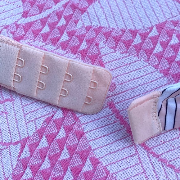 Body by Victoria- NWOT- Perfect Shape Bra- 34C- Smooth in Pink Stripes - Picture 15 of 17